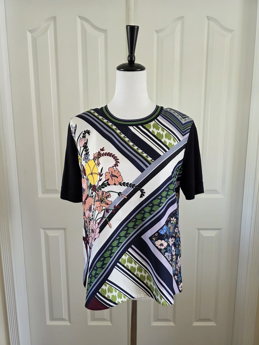 Tory Burch Silk & Wool Floral Mixed Print Top SZ Large - Picture 2 of 15